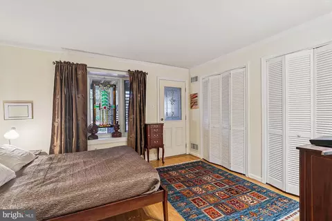 Bedroom - 1811 T St NW, Washington, DC 20009 photo 1 of 9