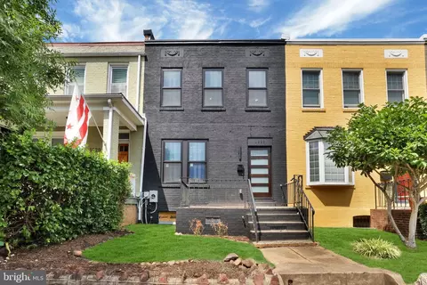1822 A St SE, Washington, DC 20003