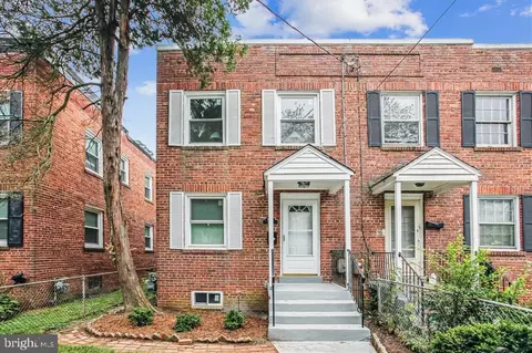 3335 Dubois Pl SE, Washington, DC 20019
