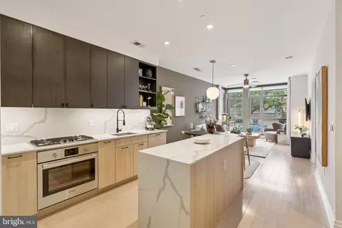 900 11th St SE #106, Washington, DC 20003 photo 11