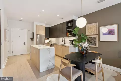 900 11th St SE #106, Washington, DC 20003 photo 8