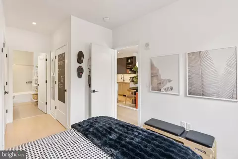 900 11th St SE #106, Washington, DC 20003 photo 15