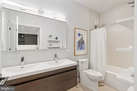 900 11th St SE #106, Washington, DC 20003 photo 13