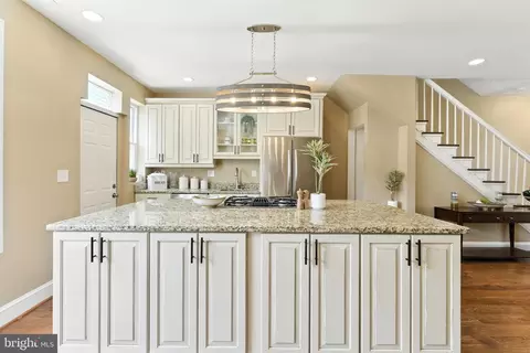 229 Ascot Pl NE, Washington, DC 20002 photo 1