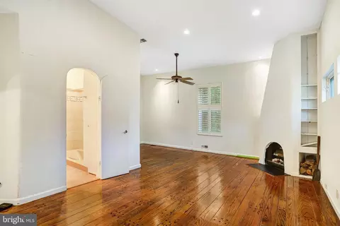 Bedroom - 228 9th St SE, Washington, DC 20003 photo 1 of 8
