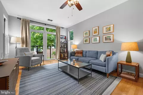 1391 Pennsylvania Ave SE #264, Washington, DC 20003