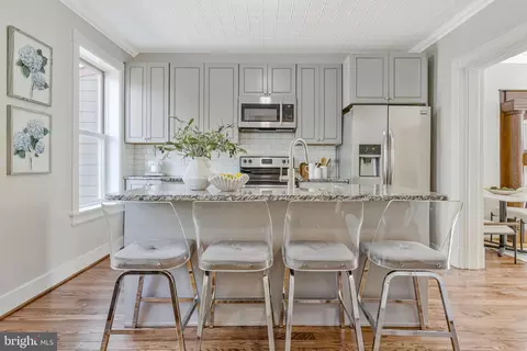 716 E Street St NE, Washington, DC 20002 photo 2