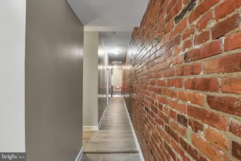 302 V St NE, Washington, DC 20002 photo 51