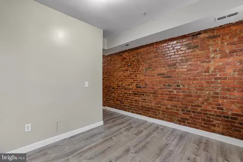 302 V St NE, Washington, DC 20002 photo 44