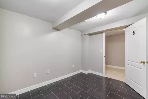 302 V St NE, Washington, DC 20002 photo 34