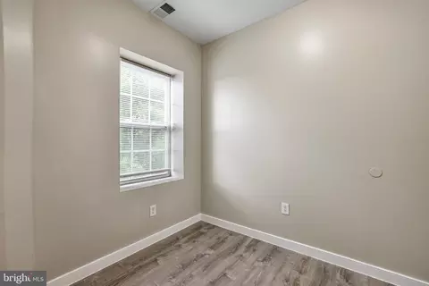 302 V St NE, Washington, DC 20002 photo 54