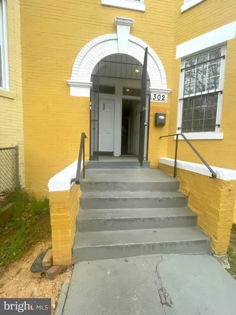 302 V St NE, Washington, DC 20002 photo 6