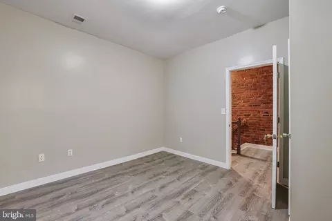 302 V St NE, Washington, DC 20002 photo 59