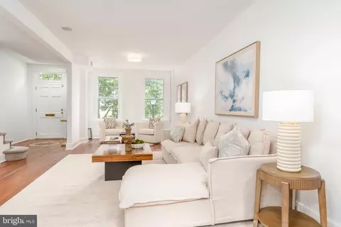 1683 35th St NW, Washington, DC 20007 photo 4