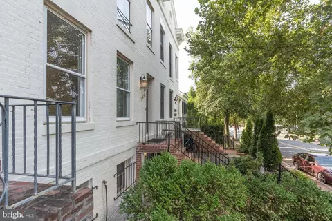 1683 35th St NW, Washington, DC 20007 photo 35