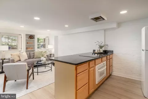 1683 35th St NW, Washington, DC 20007 photo 30