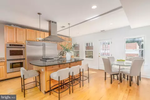 1683 35th St NW, Washington, DC 20007 photo 10