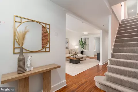 1683 35th St NW, Washington, DC 20007 photo 3