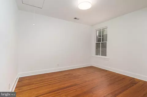 1683 35th St NW, Washington, DC 20007 photo 23