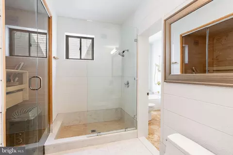 1683 35th St NW, Washington, DC 20007 photo 24