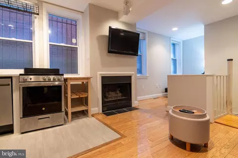 1731 Willard St NW #102, Washington, DC 20009