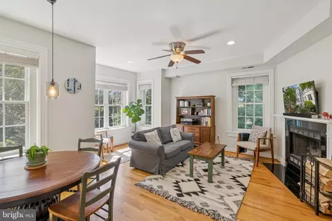 1633 Newton St NW #3, Washington, DC 20010