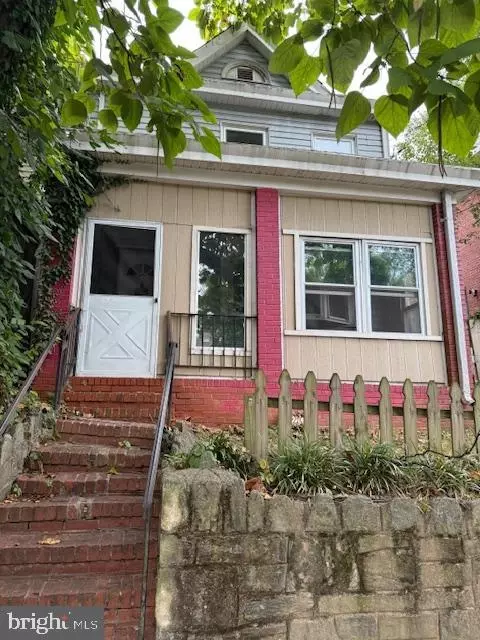 3330 Brothers Pl SE, Washington, DC 20032