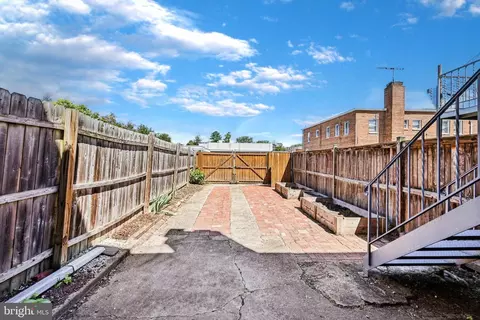 2008 C St NE, Washington, DC 20002 photo 35
