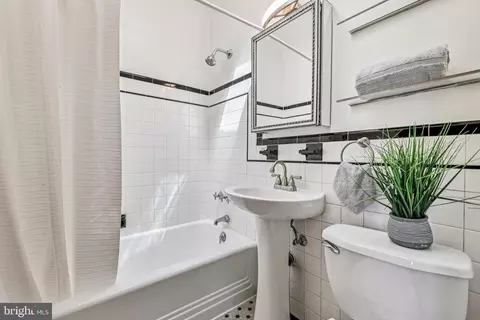 2008 C St NE, Washington, DC 20002 photo 28
