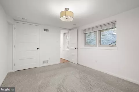 433 10th St NE, Washington, DC 20002 photo 28
