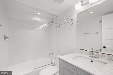 433 10th St NE, Washington, DC 20002 photo 29