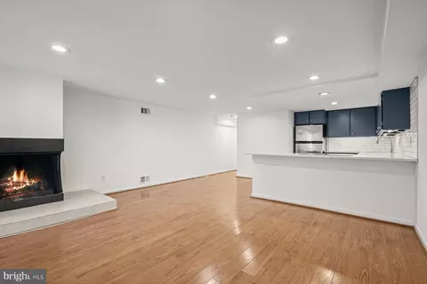 433 10th St NE, Washington, DC 20002 photo 25