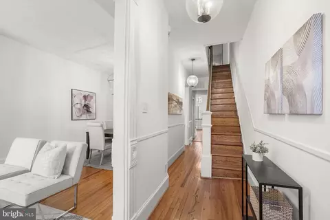 433 10th St NE, Washington, DC 20002 photo 2