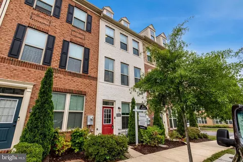 3706 Jamison St NE, Washington, DC 20018