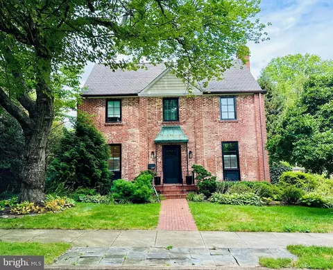 3317 Runnymede Pl NW, Washington, DC 20015