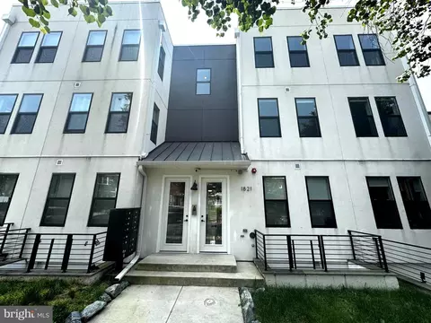 1821 I St NE #3, Washington, DC 20002
