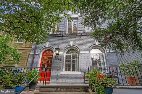 1922 Belmont Rd NW #3, Washington, DC 20009