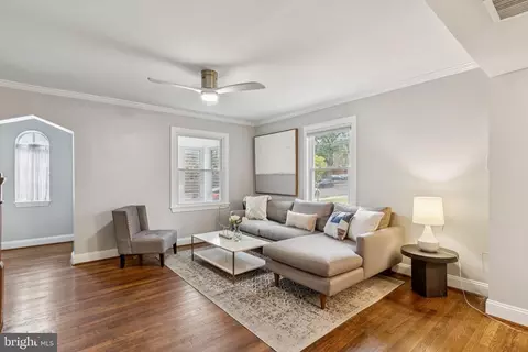 Living - 3117 E Street St SE, Washington, DC 20019 photo 1 of 2