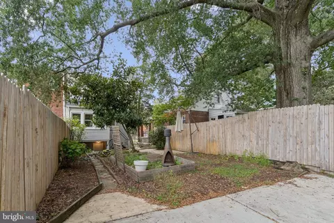 Exterior - 3117 E Street St SE, Washington, DC 20019 photo 5 of 8