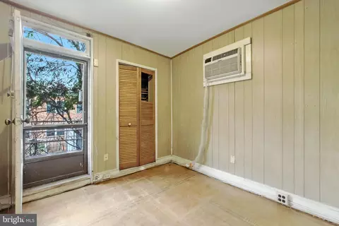 223 C St SE, Washington, DC 20003 photo 19