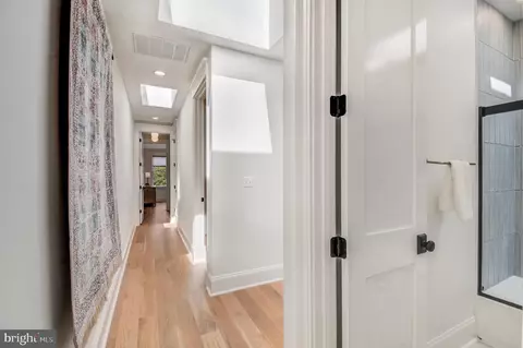 Entry Way - 326 D St NE, Washington, DC 20002 photo 4 of 6