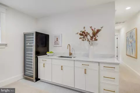 Entry Way - 326 D St NE, Washington, DC 20002 photo 5 of 6