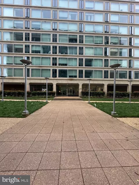1101 3rd St SW #306, Washington, DC 20024