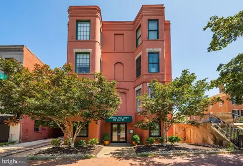 333 2nd St NE #106, Washington, DC 20002