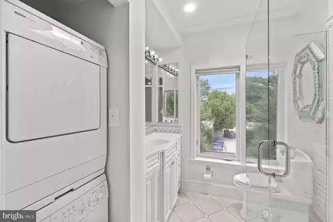 1910 35th Pl NW, Washington, DC 20007 photo 7