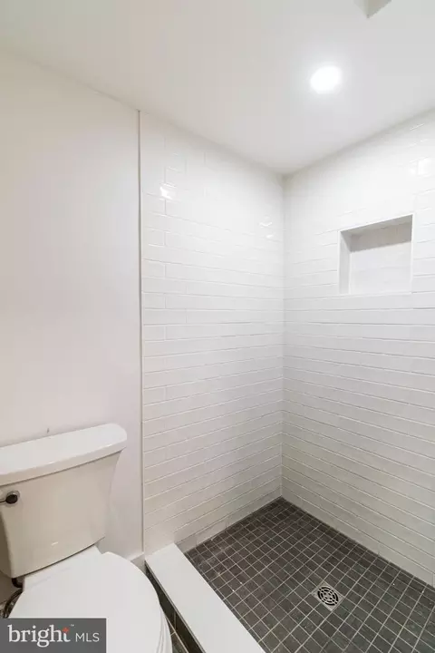 414 21st St NE, Washington, DC 20002 photo 24
