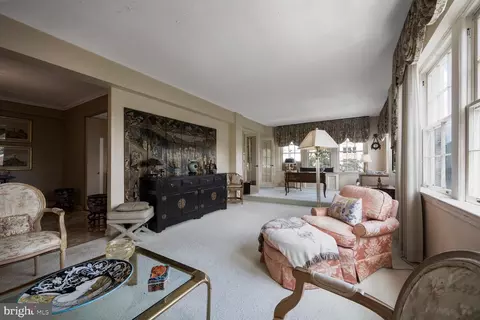 Living - 2737 Devonshire Pl NW #418, Washington, DC 20008 photo 1 of 1