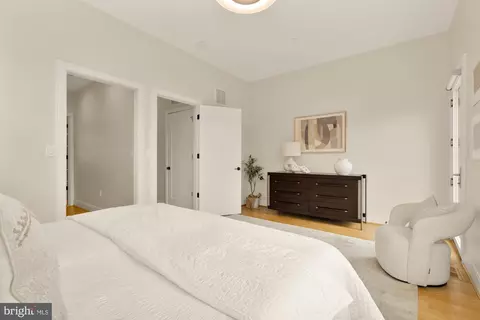 1311 D St SE, Washington, DC 20003 photo 30