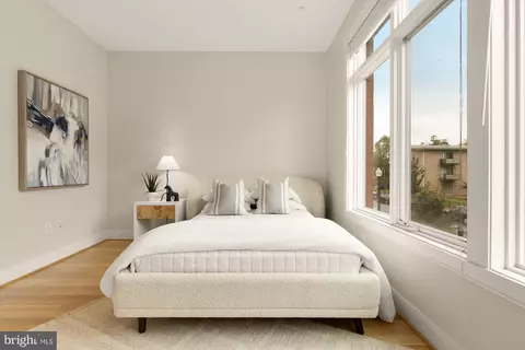 1311 D St SE, Washington, DC 20003 photo 49