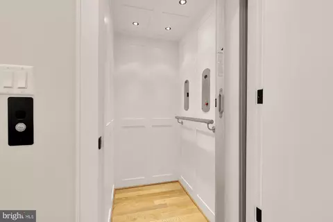 1311 D St SE, Washington, DC 20003 photo 16
